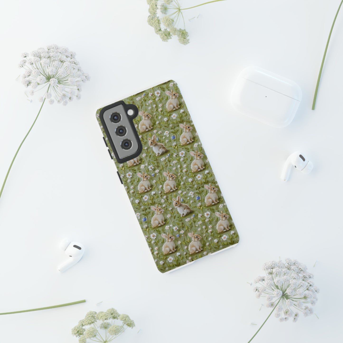 Custodia per iPhone Meadow Rabbits, design Serene Spring Wildlife, custodia protettiva di ispirazione ecologica, custodie per telefoni resistenti