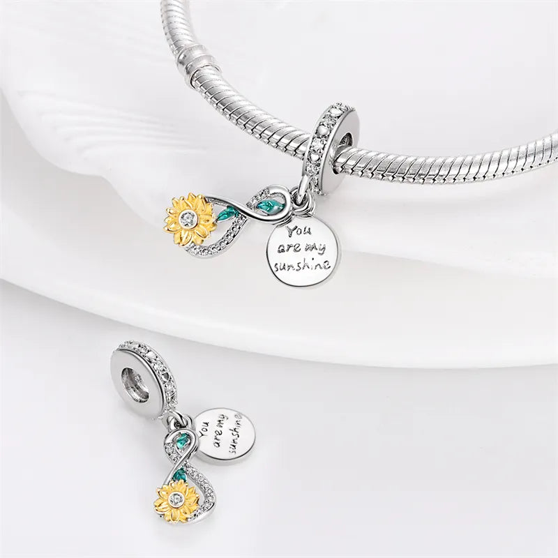 "You Are My Sunshine" Silber-Charm mit Sonnenblume und eingravierter Botschaft