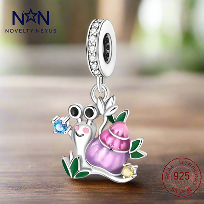 Charm „Bunte Schnecke“ mit Edelstein-Akzenten in Sterling Silber