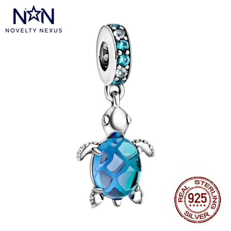 "Ocean Turtle Charm" 925 Sterling Silber mit funkelnden blauen Kristallen